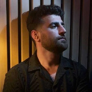 دانلود گلچینی از آهنگ های سنتی میلاد قهاری مخصوص کافه و ماشین