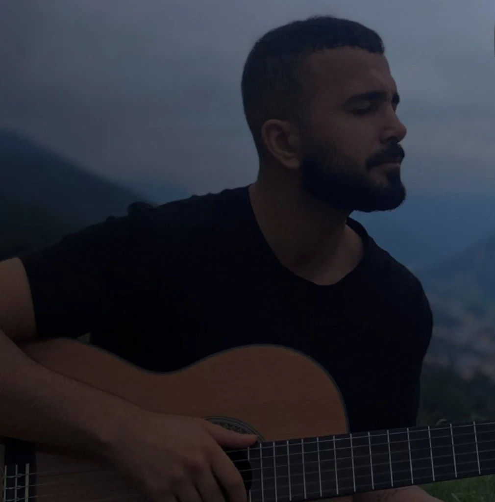 دانلود آهنگ هاکان دکردی لباس عروس چرخ زوئی دوماد دور